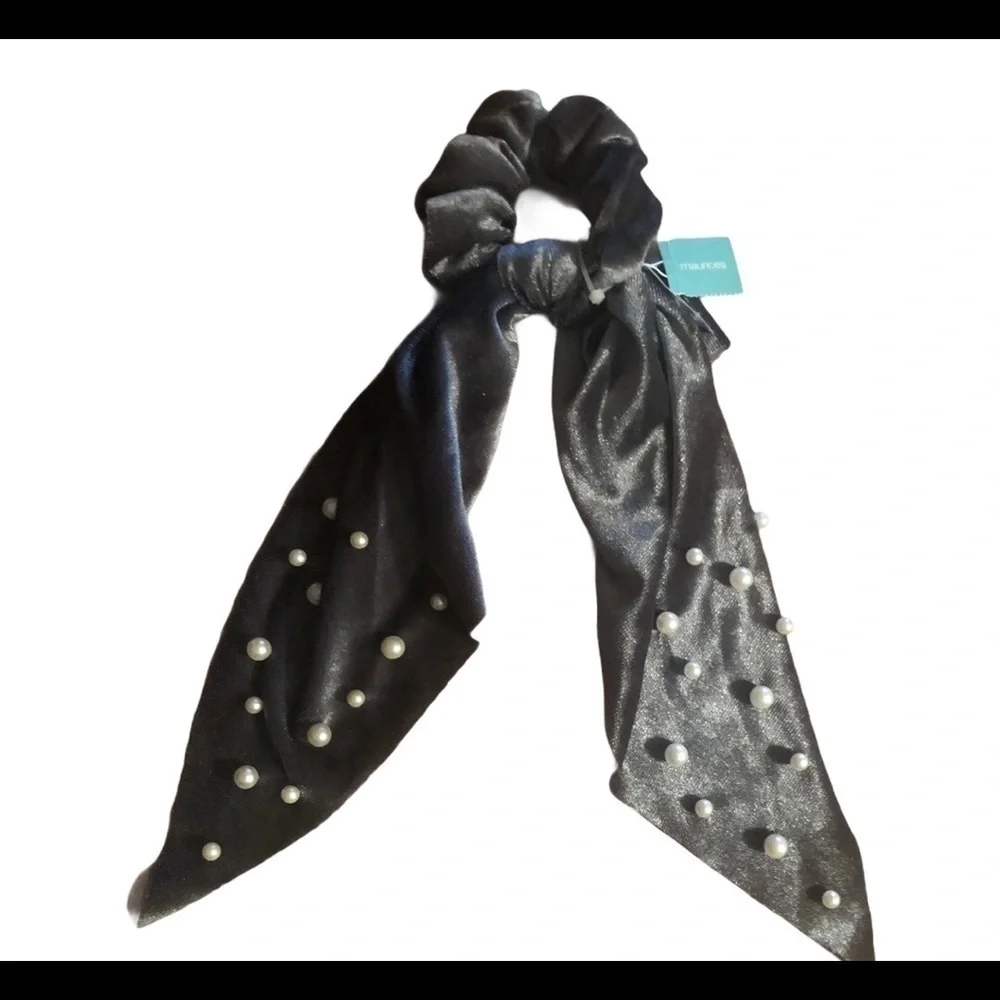 Maurices Velvet Pearl Hair Scrunchie Scarf Gray NWT Fall Fashion OS Ponytail